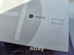 Hawke Vantage Red Dot Sight 1x30 Weaver/Picatinny Base 3 MOA + Sunshade 12104